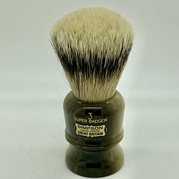 Special Edition Duke 3 Super Silvertip Badger Horn
