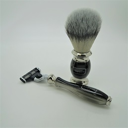 Alexander Simpson Est. 1919 Classic Synthetic Fibre Mach III Shaving Set Black Mist