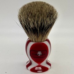 Wayfarer 'Candy Cane' Travel Brush